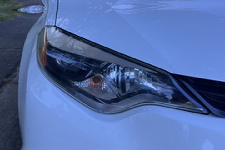 Toyota Corolla headlight after ANHEM restoration